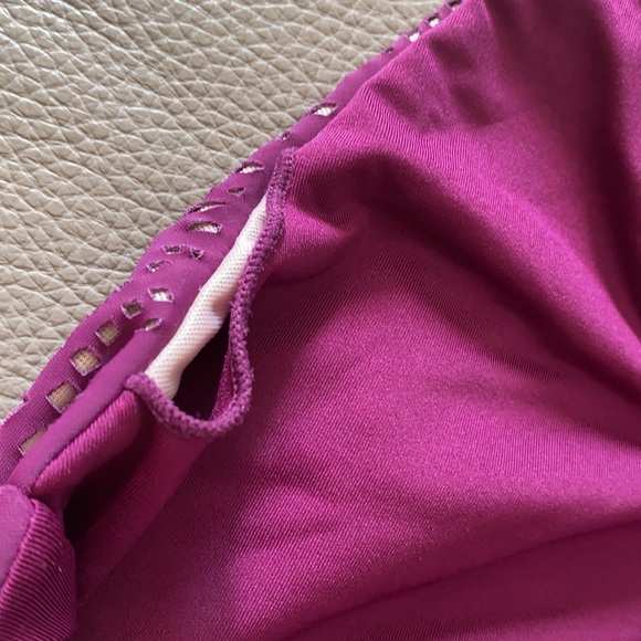 ALO Patina Laser Cutout Sports Bra in Raspberry - Picture 3 of 4